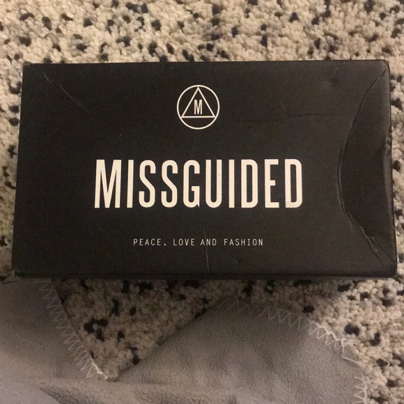 Missguided Ball Trim Perspex BarleyThere - Picture 3 of 6